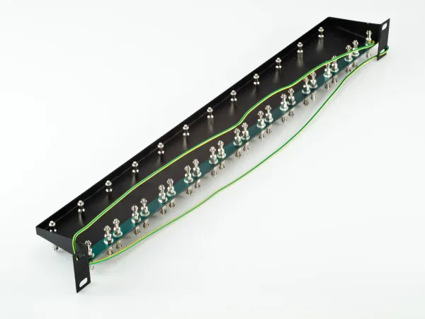 Шасси для грозозащит I-Pro